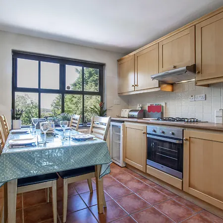 Ardagh & Restaurant Otel 4*