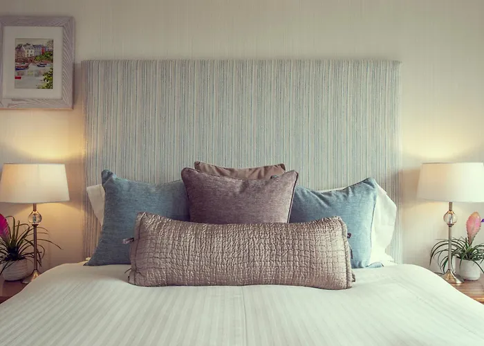 Ardagh & Restaurant 4*