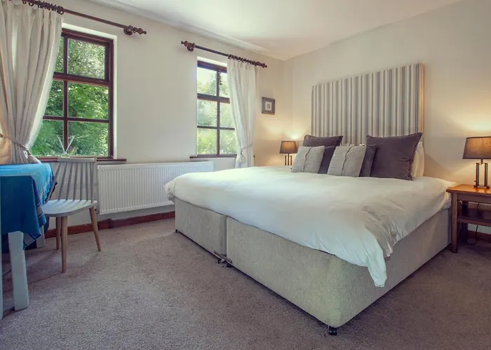 Ardagh & Restaurant 4*