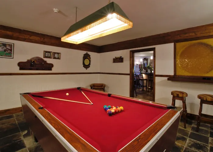 Ardagh & Restaurant ホテル クリフデン